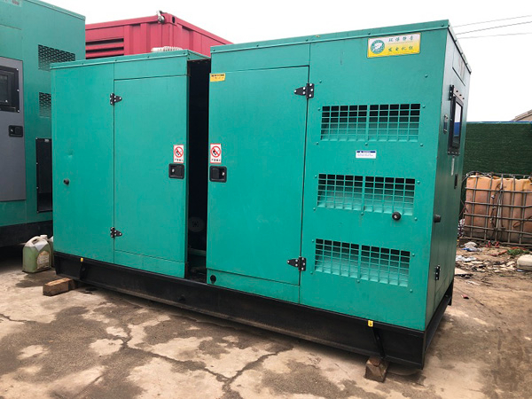 黄埔怎样合理控制磷酸铁锂蓄电池的充放电倍率以延长其使用寿命？