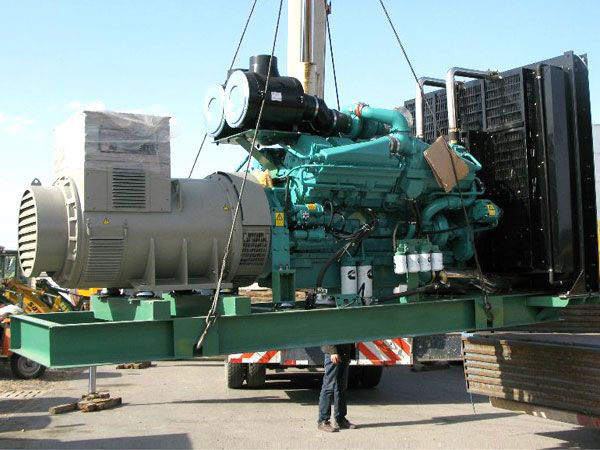 黄埔冬季柴油发电机启动前，如何检查燃油标号是否适配？